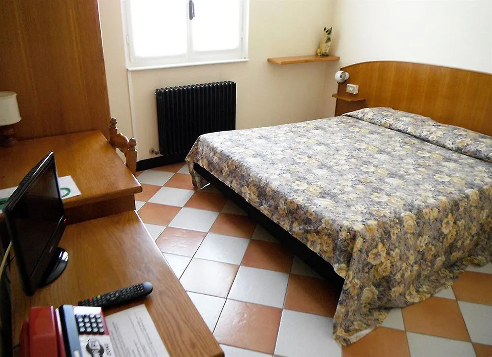 Hotel Montecodeno Varenna